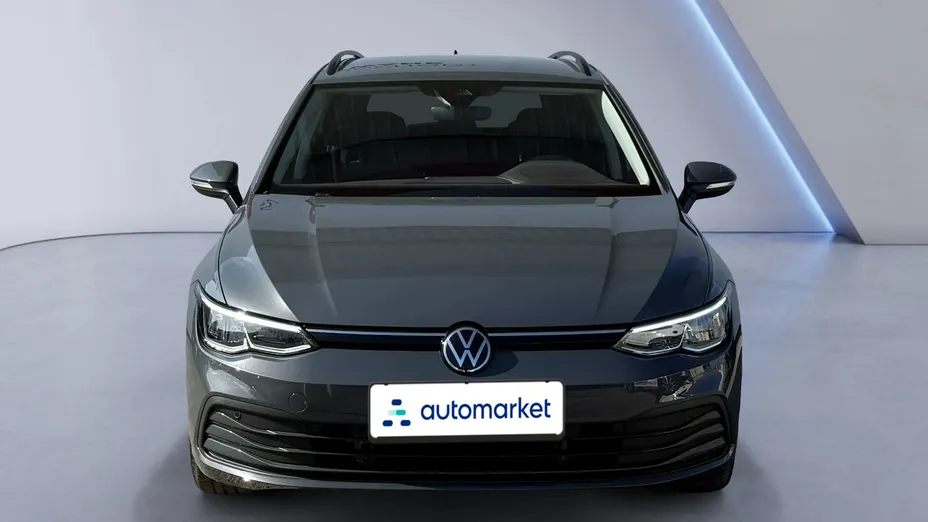 VOLKSWAGEN Golf Golf VIII 1.5 eTSI mHEV Life DSG