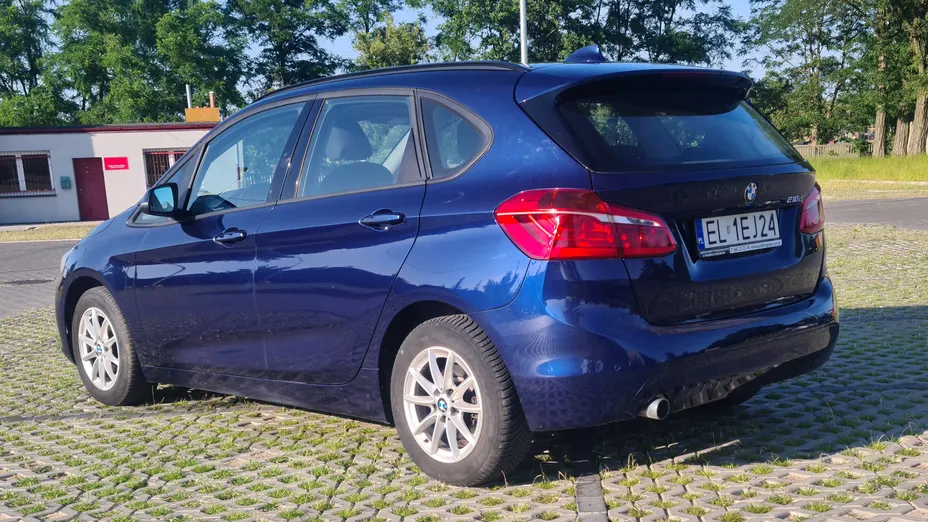 BMW Seria 2 216d