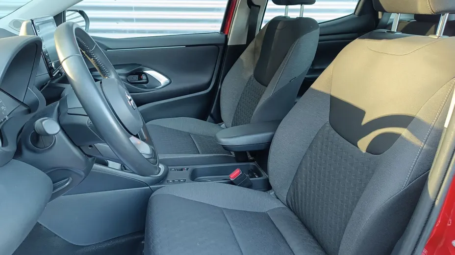 TOYOTA Yaris Yaris Hybrid 1.5 Comfort