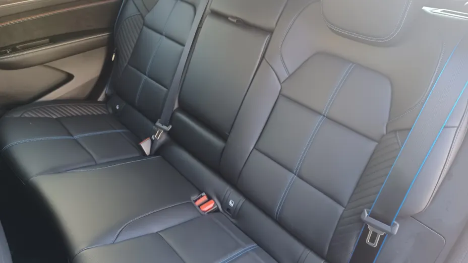 RENAULT Arkana Arkana 1.3 TCe mHEV esprit Alpine EDC Nowy