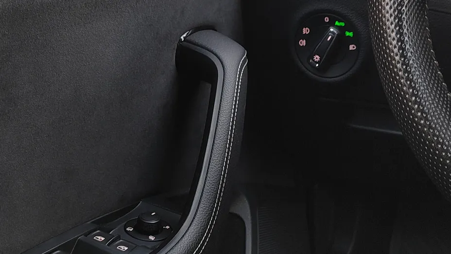 SKODA Superb Superb 2.0 TDI SCR Sportline DSG