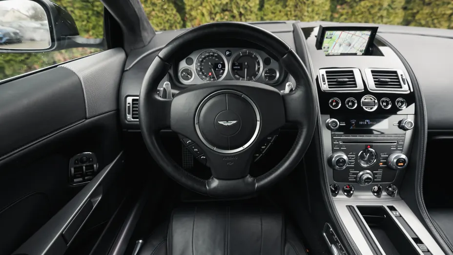 ASTON MARTIN DB9 DB9 aut