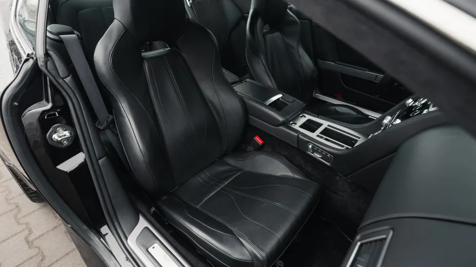 ASTON MARTIN DB9 DB9 aut