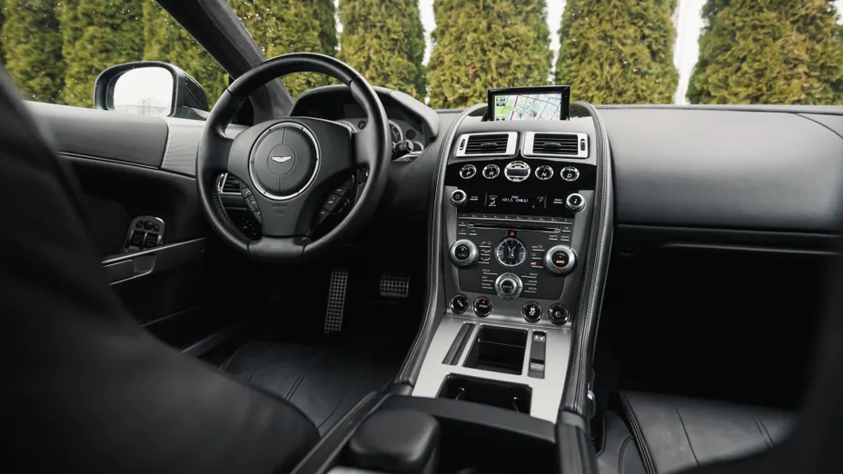 ASTON MARTIN DB9 DB9 aut