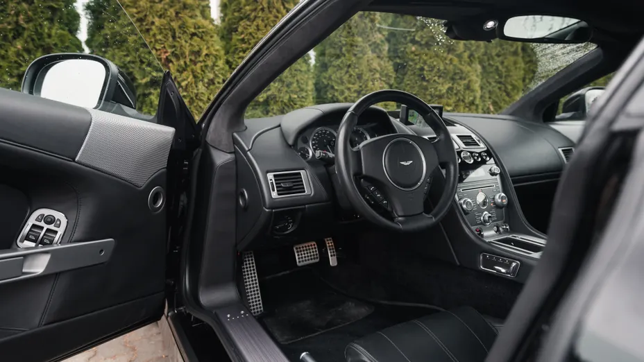 ASTON MARTIN DB9 DB9 aut