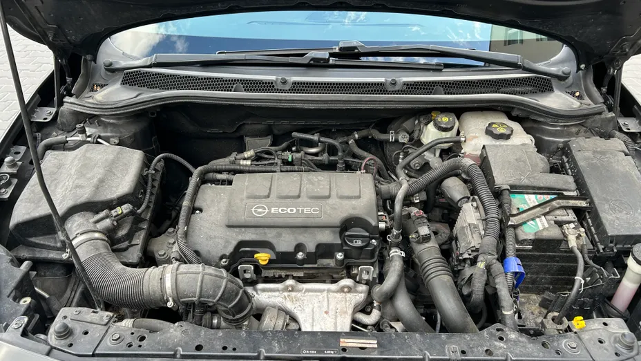 OPEL Astra -