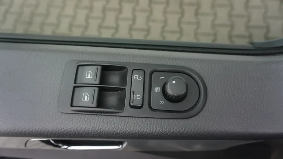 VOLKSWAGEN Multivan Multivan 2.0 BiTDI L1 Highline DSG