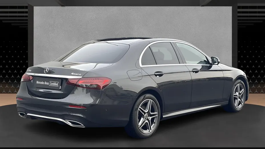 MERCEDES-BENZ E Klasa E 220 d 4-Matic AMG