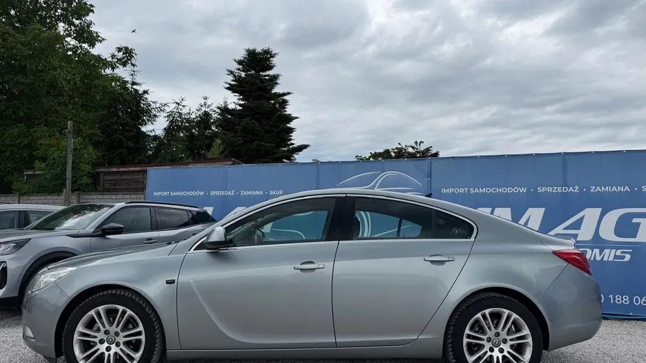 OPEL Insignia -