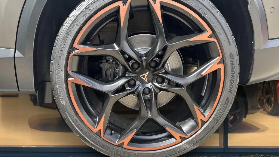 CUPRA Formentor Formentor 2.5 TSI 4Drive VZ5 DSG Nowy