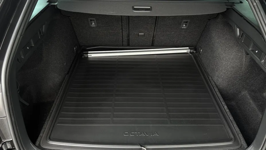 SKODA Octavia Octavia 2.0 TDI Sportline DSG