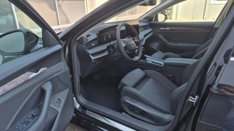 SKODA Superb Superb 2.0 TDI SCR 4x4 L&K DSG Nowy
