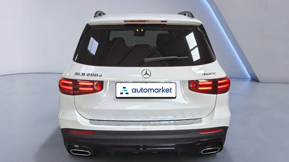 MERCEDES-BENZ GLB GLB 200 d 4-Matic AMG Line 8G-DCT