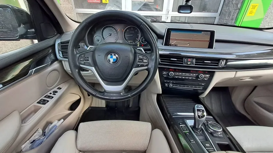 BMW X5 -