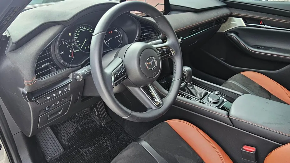 MAZDA 3 3 2.0 mHEV Nagisa aut