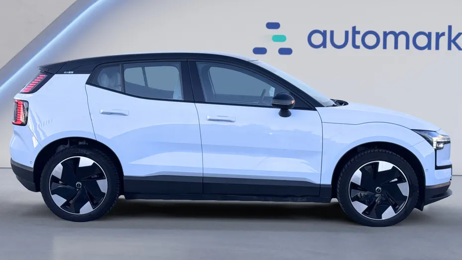 VOLVO EX30 EX30 69kWh Twin Motor Ultra