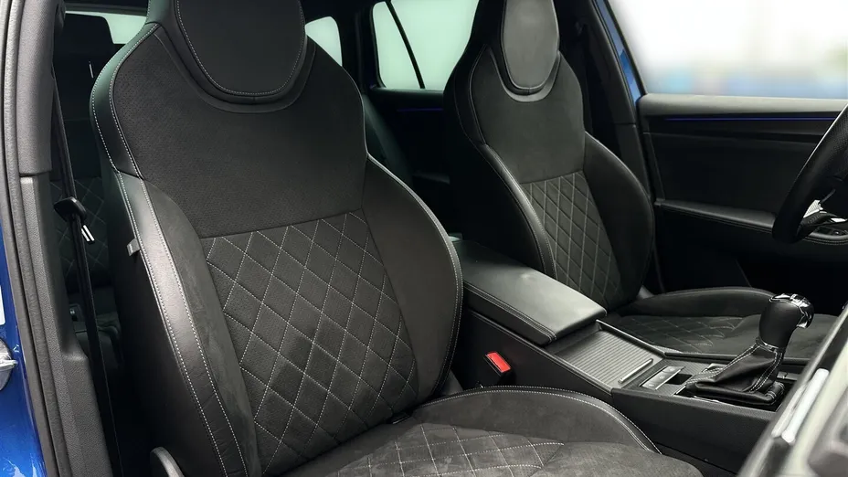 SKODA Superb Superb 2.0 TDI SCR 4x4 Sportline DSG