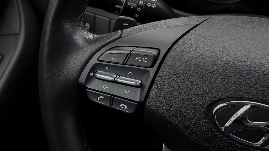 HYUNDAI i30 i30 1.5 T-GDI 48V Smart DCT