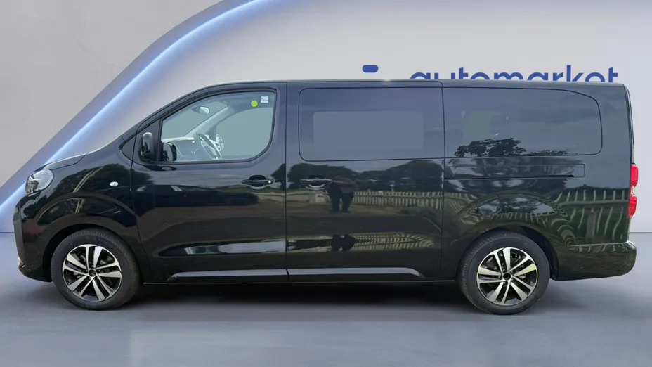 PEUGEOT Traveller Traveller 2.2 BlueHDi Long Business VIP EAT8 Nowy