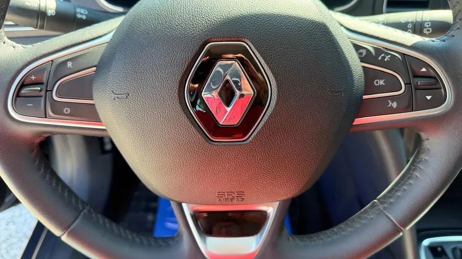 RENAULT Megane Megane 1.3 TCe FAP Intens EDC