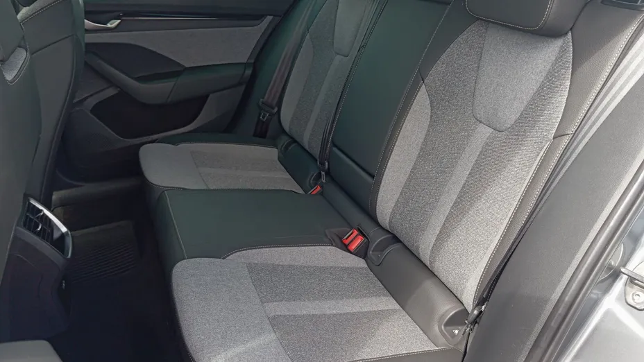 SKODA Octavia Octavia 1.5 TSI mHEV Selection DSG
