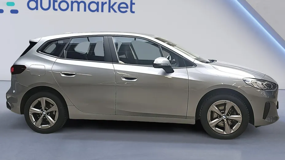 BMW Seria 2 218i aut