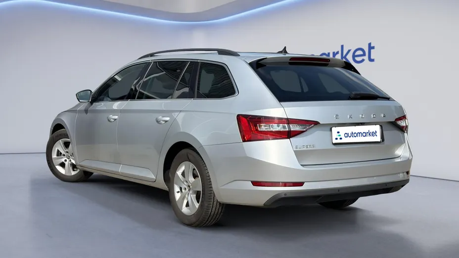 SKODA Superb Superb 2.0 TDI SCR Ambition DSG