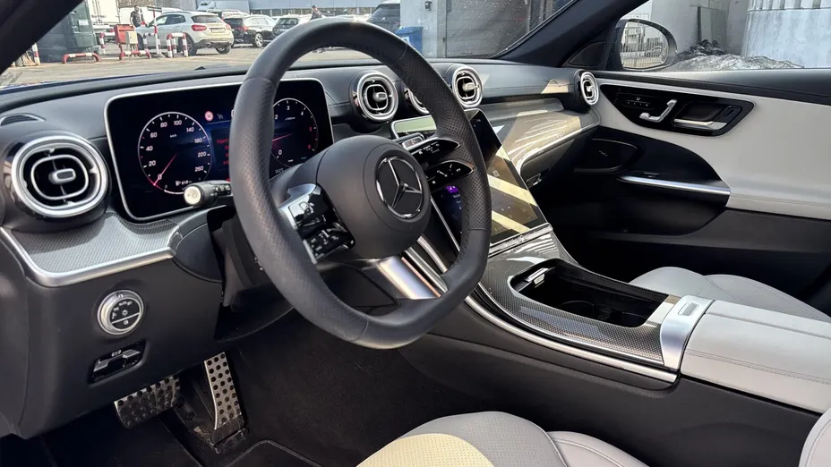 MERCEDES-BENZ C Klasa C 220 d mHEV 4-Matic AMG