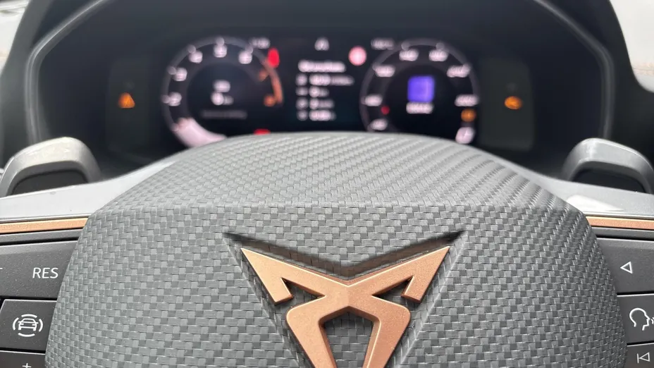 CUPRA Leon Leon 1.5 eTSI mHEV DSG Nowy
