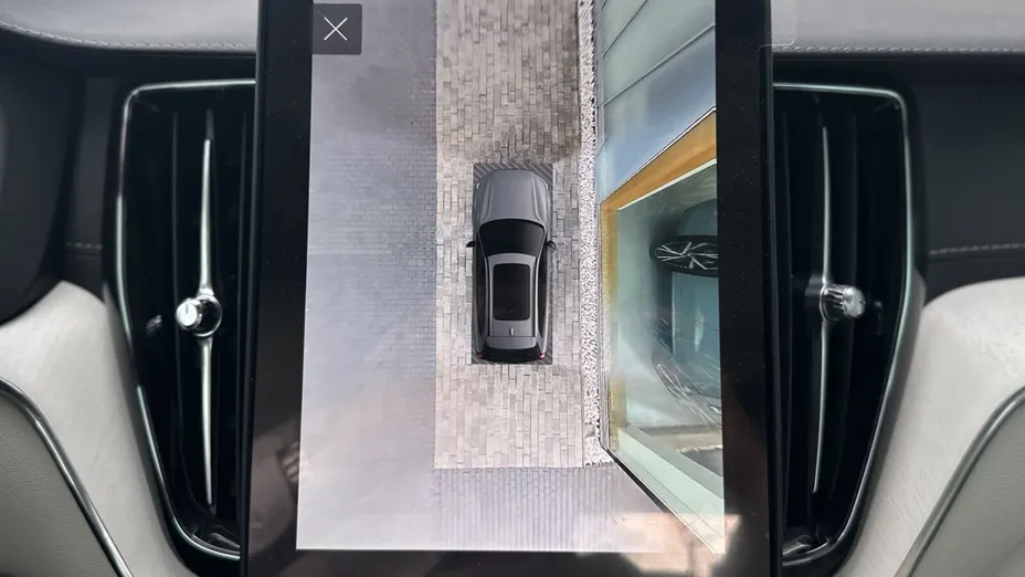 VOLVO XC60 XC60 T8 Plug-In Hybrid AWD Ultra Bright aut