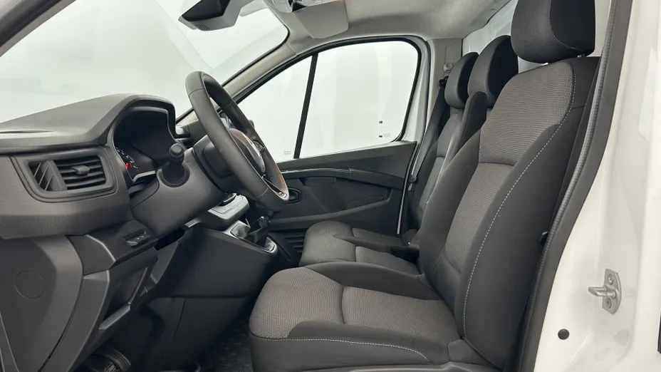RENAULT Trafic -