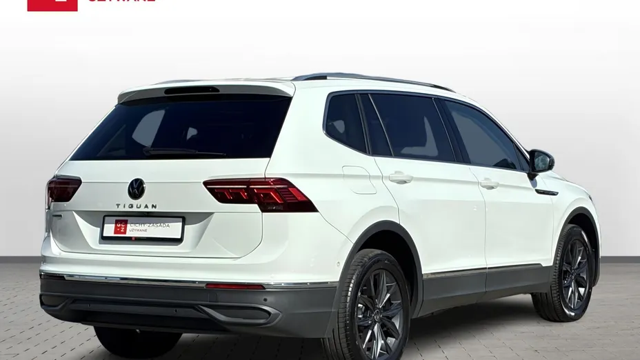 VOLKSWAGEN Tiguan Allspace -