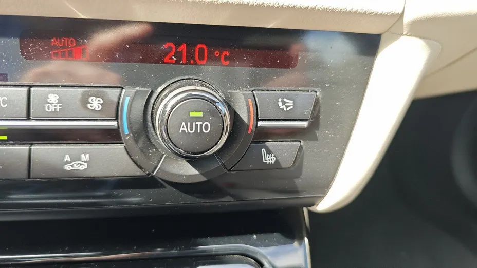 BMW Seria 5 550i xDrive