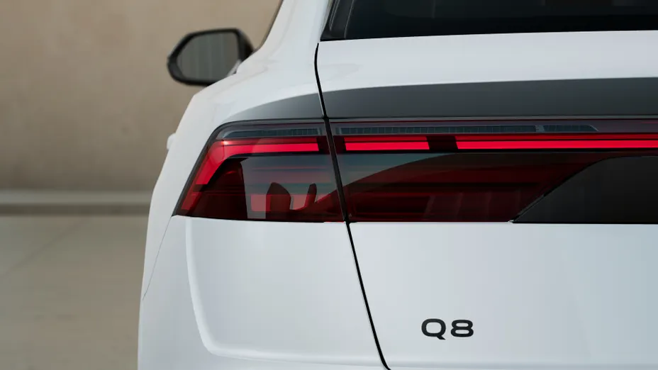 AUDI Q8 / E-Tron Q8 TDI mHEV 210 kW Quattro Tiptronic Nowy
