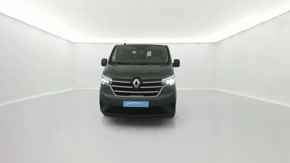 RENAULT Trafic -