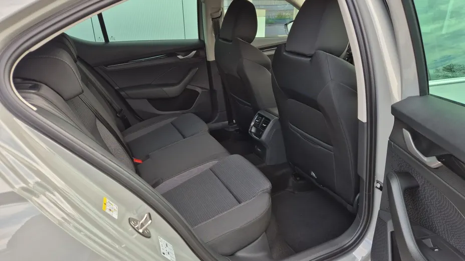 SKODA Octavia Octavia 1.5 TSI mHEV Drive Selection DSG Nowy