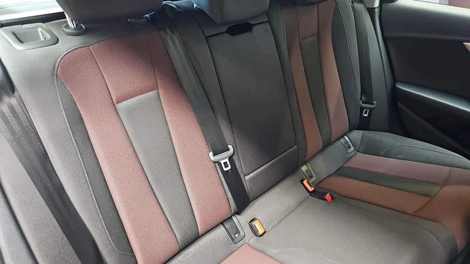 AUDI A4 A4 40 TFSI mHEV Quattro S tronic