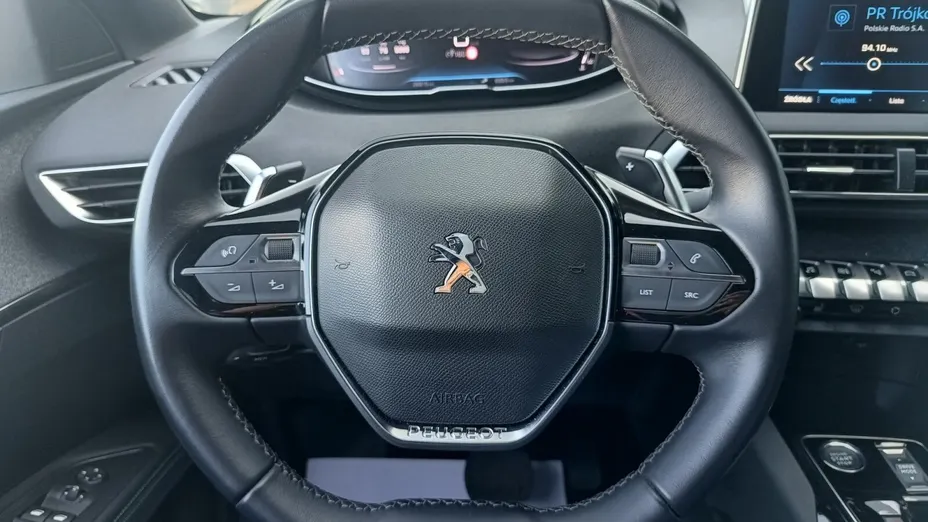 PEUGEOT 3008 -