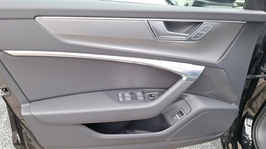 AUDI A6 Avant -