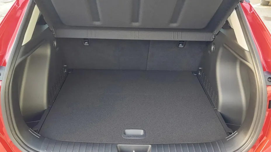 HYUNDAI Kona -
