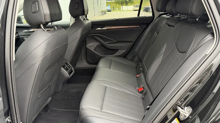 SKODA Superb Superb 2.0 TDI SCR L&K DSG