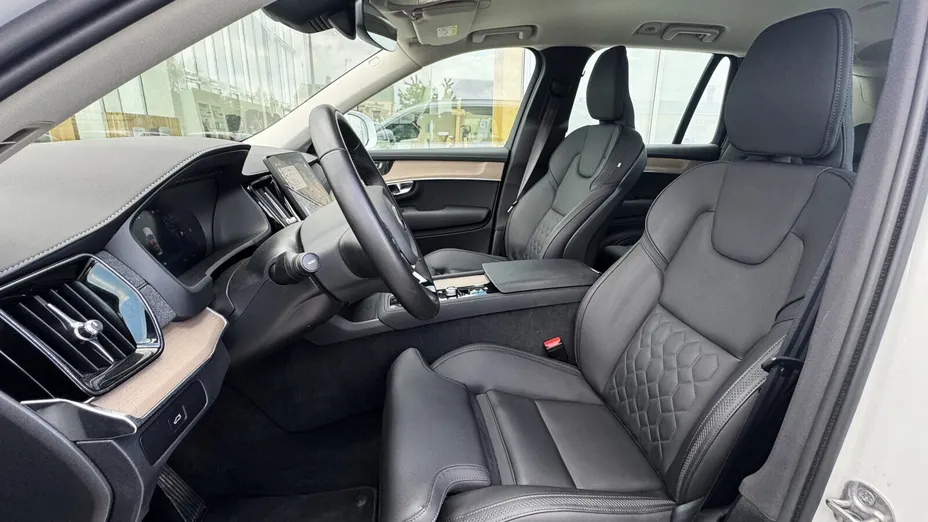 VOLVO XC90 XC90 B5 B AWD Plus Bright 7os aut