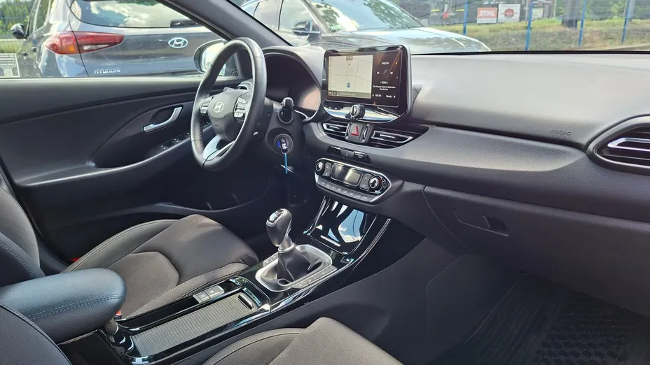 HYUNDAI i30 i30 1.5 T-GDI 48V Smart