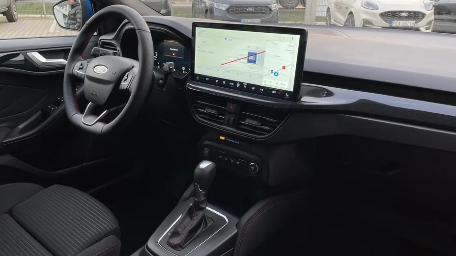 FORD Focus Focus 1.0 EcoBoost mHEV ST-Line X aut Nowy