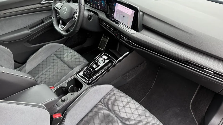 VOLKSWAGEN Golf Golf VIII 2.0 TDI R-Line DSG