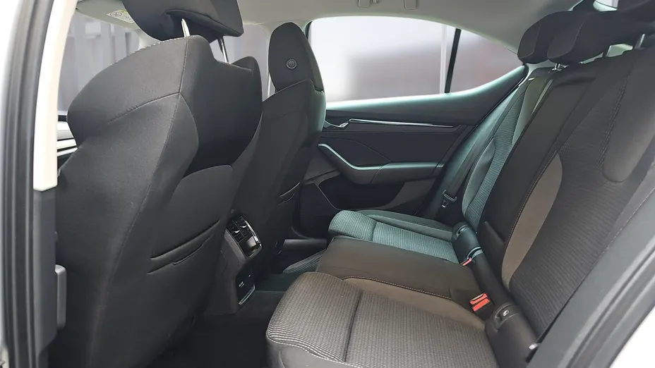 SKODA Octavia Octavia 2.0 TDI Ambition DSG