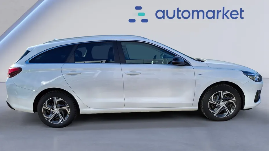 HYUNDAI i30 i30 1.5 T-GDI 48V Smart