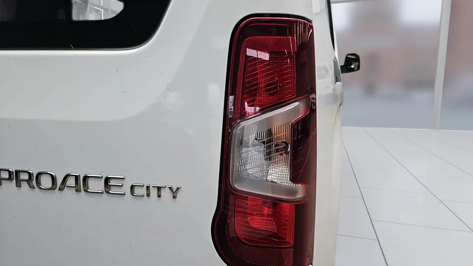 TOYOTA Proace City Proace City 1.5 D-4D Long 2,3t Active (bryg.)