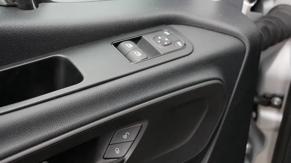 MERCEDES-BENZ Sprinter Sprinter 317 CDI 907.635 14m3