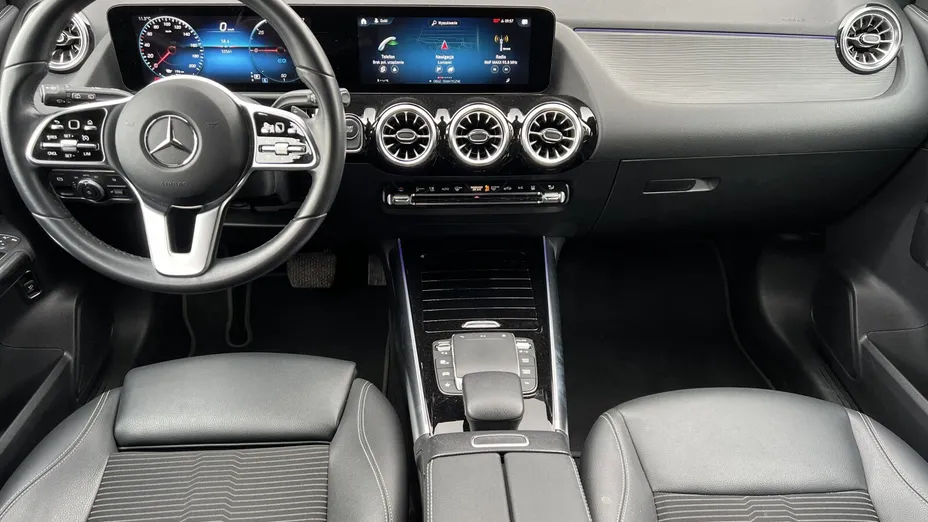 MERCEDES-BENZ EQA EQA 300 66.5kWh 4-Matic Progressive